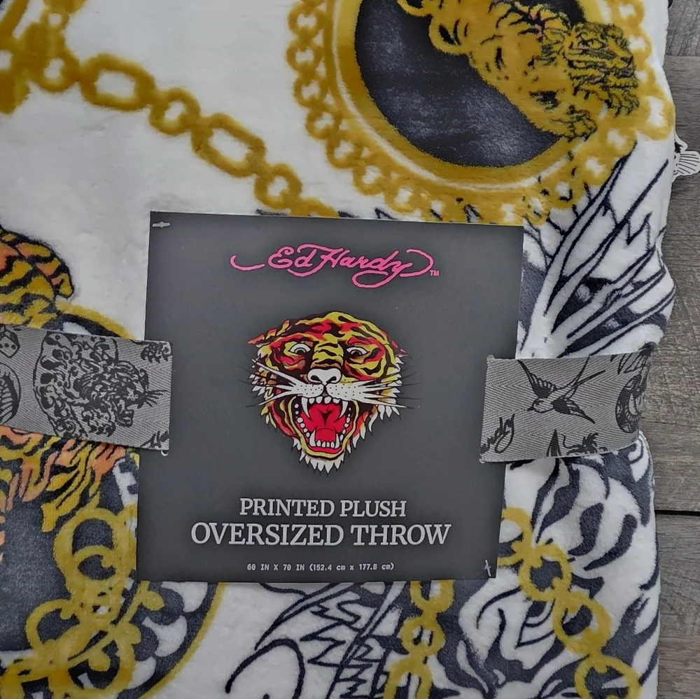 Ed Hardy Tiger Gold Chain Throw Blanket